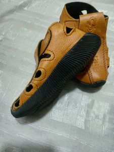 HOOZE Leather Sandals