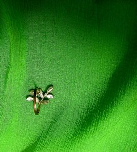 Leaf Napkin Ring