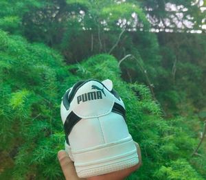 Puma Sneakers