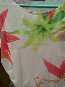 trendy Floral Print Top