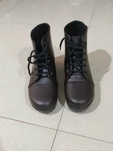 women brown leather Boot (41 size)