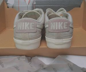 PRICE DROP !!NIKE BLAZER LOW SUEDE  PINK HEEL SHOE