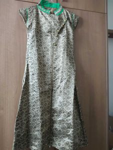 New Unused Kurta (M)