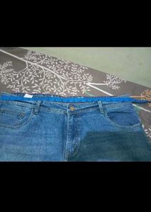 Levi&#39;s Stylish Denim Jeans