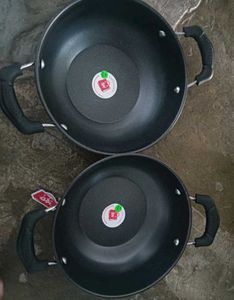 Each 250 Non Stick Pan