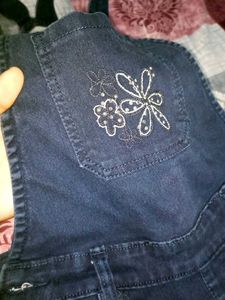 Denim Dangrees With Stones For 8-10 Year Girl