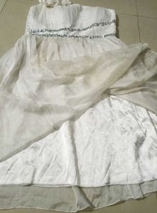 Chic White One-Shoulder Dress