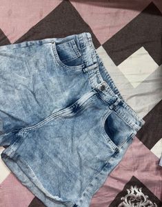 Low Waise Shorts