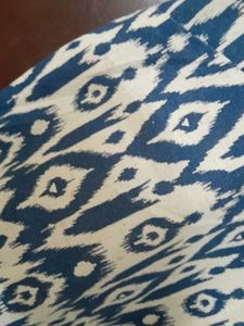 Blue N White Sleeveless Motifs Kurta,