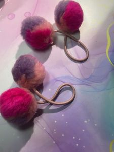 Pompom Hair Tie