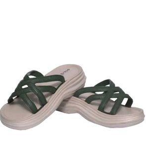 Comfy Green Criss-Cross Flats