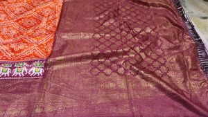 Beautiful Foil Print &amp; Ikat Prnt Saree With Blouse