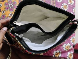 Sling Bag With 3 Compartment