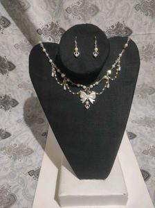 Pearl Bow Necklace &amp; Earring Set