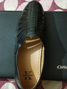 Men's Black Ethnic Mojari