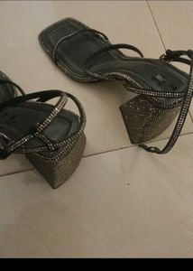 Zara Heels