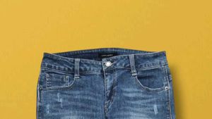 I@47 Size-28 Bootcut Jeans