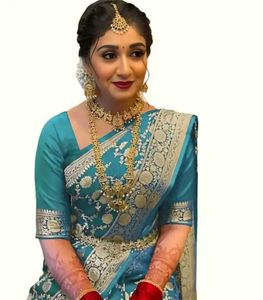 Women  Sari