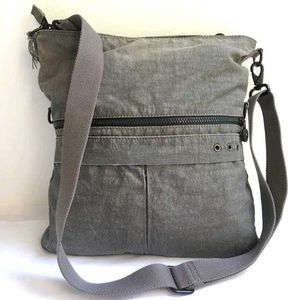 Kipling authentic Stylish Crossbody Bag
