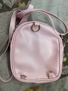 Black Cat sling bag