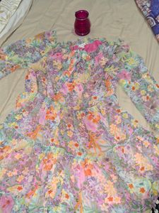 FLORAL DRESS IN SIZE XL