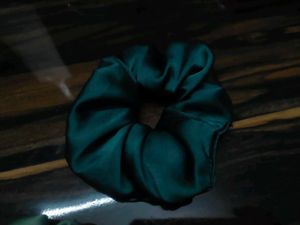 Silk Scrunchie Set (Green)
