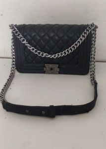 CHANEL BLACK SLING BAG