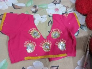 Saree With Blouse