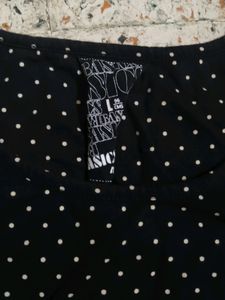 Women&#39;s Top (Black)