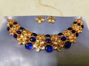 Beautiful Blue Stone Necklace With Earrings