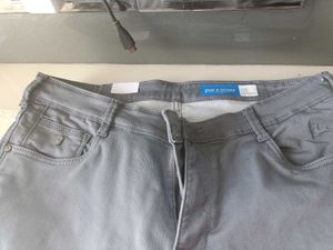 Men&#39;s Grey Jeans