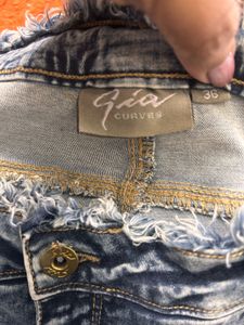 Gia Brand Denim Capri Pants