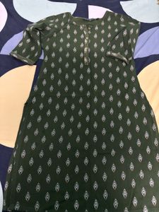 Avaasa Green Kurti