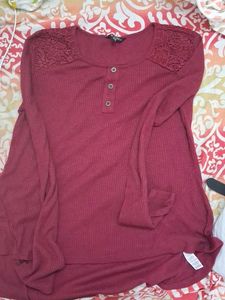 Pretty Lacy Wine Red Top🍷