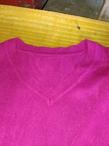 Magenta Pullover - Classic Style