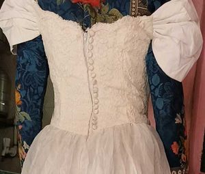 Elegant Wedding Gown