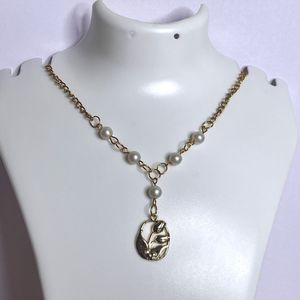 Pearl & Gold Necklace