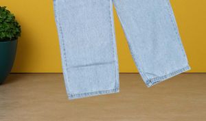 N@69 Size-32 Light Wash Cargo Jeans