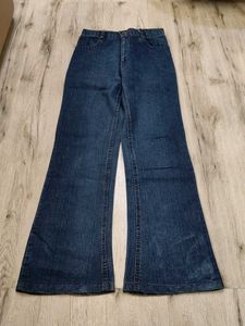 Ma2474 LGT Bootcut jeans waist 28 inches