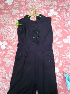 Black Sleeveless Dress