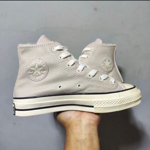 Off White Converse