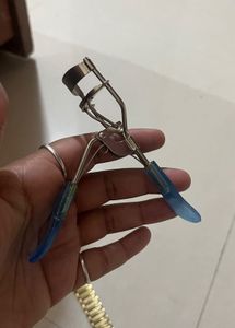 Eyelash Curler