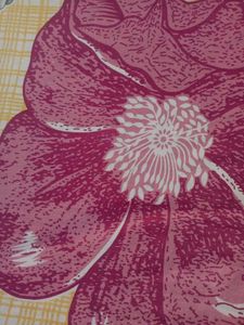 Elegant Bedsheet with 2 pillows