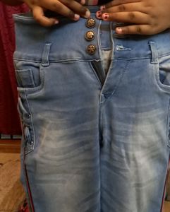 Denim 3 Botton Jeans Waist 30.. Strechable