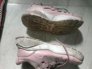 Pink Sport Shoes