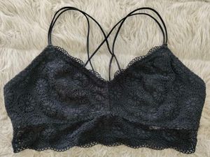 🖤 Lacey HOLLISTER Padded Bralette 🖤