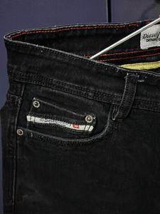 Black Jeans