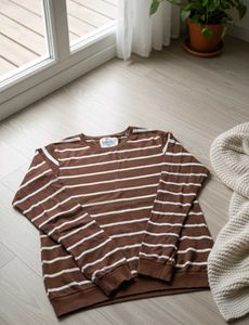 Striped Long Sleeve T-Shirt for men (L) size