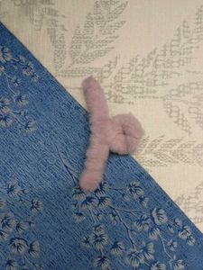 Fluffy Hair Claw Clip (any one @99)