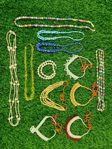 Pack Of 12 Chains With Beads
